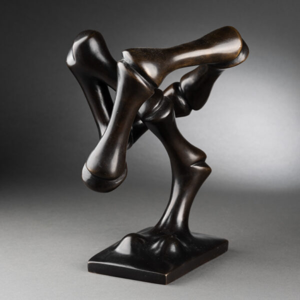 Brass Abstract Sculpture – A Timeless Expression of Art