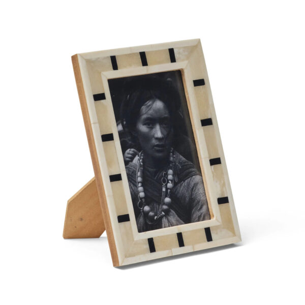 Bone Inlay Border Elegance Photo Frame