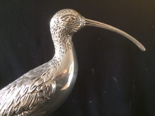 Flight of Elegance: Handcrafted Brass Bird Sculpture