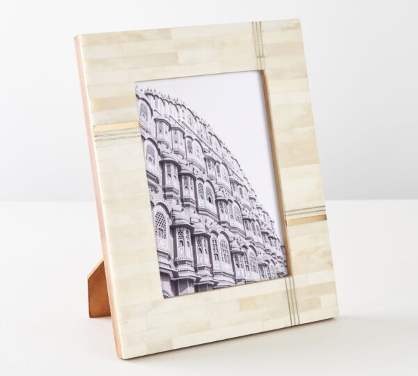 Capture Elegance: Bone Inlay Photo Frame