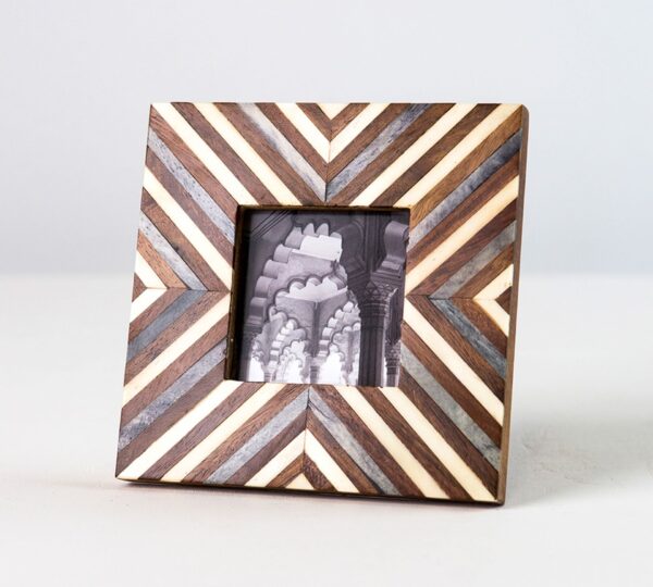 Bold Elegance: Striped Pattern Bone Inlay Photo Frame